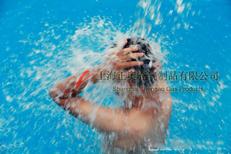 江蘇鎮(zhèn)江移動水上樂園案例
