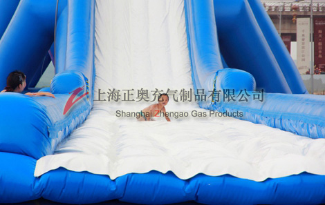 浙江梅花州移動(dòng)水上樂(lè)園案例


